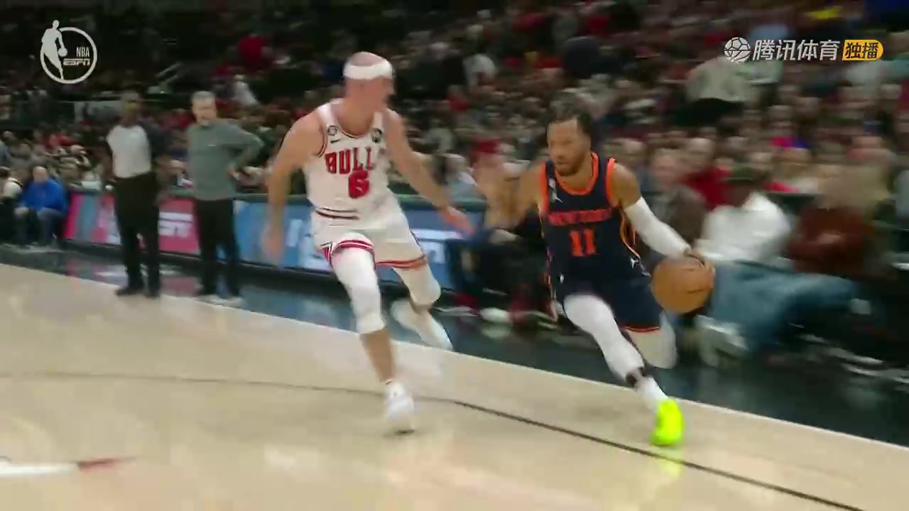 秀?。〔紓惿_踝終結(jié)將卡魯索晃倒坐地！再三分殺死比賽（布倫森集錦）